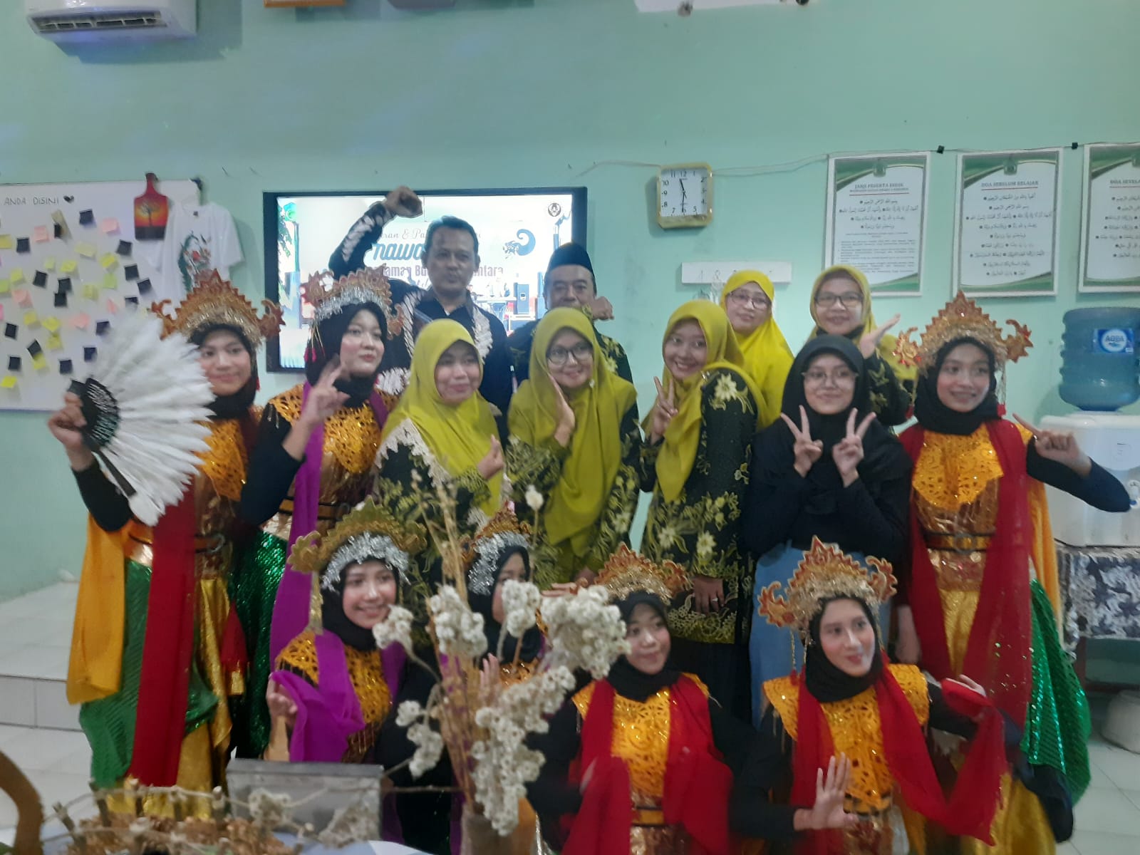 Gali Potensi Peserta Didik, MAN 2 Kebumen Adakan Pameran dan Pagelaran Seni Budaya Nawasena