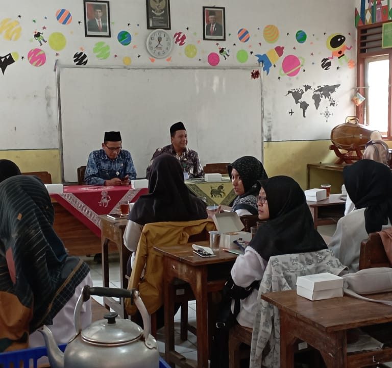 Guru PAI Harus Tampil Penuh Percaya Diri