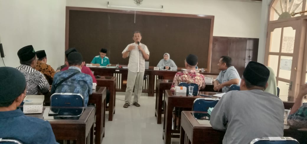 Kumpulkan Koordinator Calon Jemaah Haji, Ini Yang Disampaikan Kakankemenag Kebumen