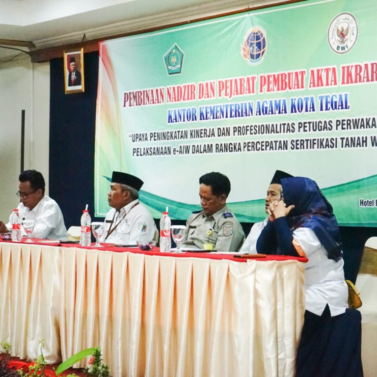 Tingkatkan Kinerja dan Profesionalitas Petugas Perwakafan, Kemenag Gelar Pembinaan Nadzir dan PPAIW