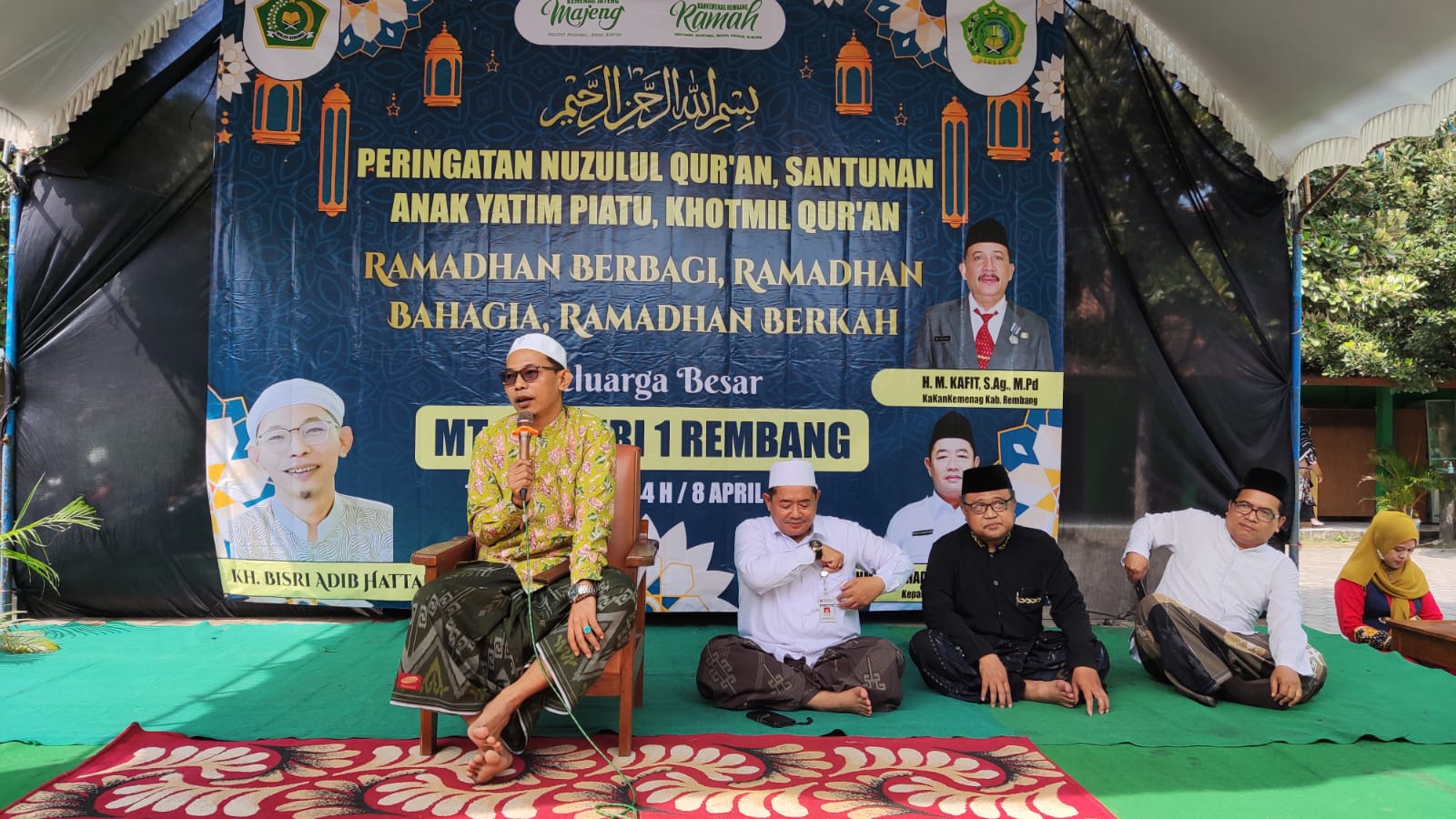 MTsN 1 Rembang Gelar Nuzulul Qur’an, Hadirkan Gus Adib