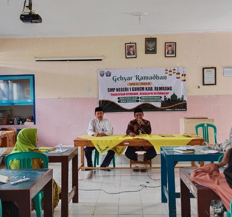 Penyuluh Sampaikan Hikmah Puasa kepada Siswa SMP 2 Gunem