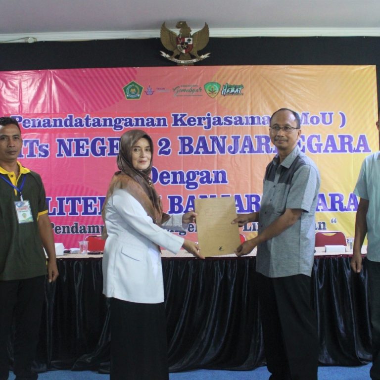 Gerakkan Pelestarian Lingkungan Hidup, MTs Negeri 2 Banjarnegara Adakan MoU dengan Politeknik Banjarnegara