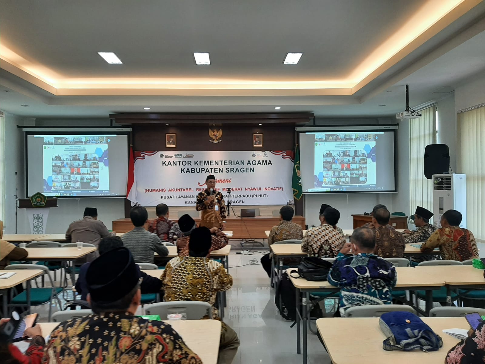 Virtual Meeting bersama Kepala KUA dan Kepala Madrasah, Kakankemenag Sragen Minta Semua Satker Penuhi Target Realisasi Anggaran