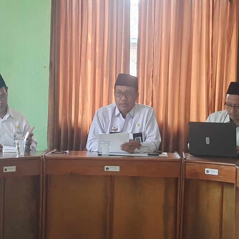 Hari Kedua Di Kebumen, Sukarno Langsung Gelar Rapat Pimpinan Penguatan Program