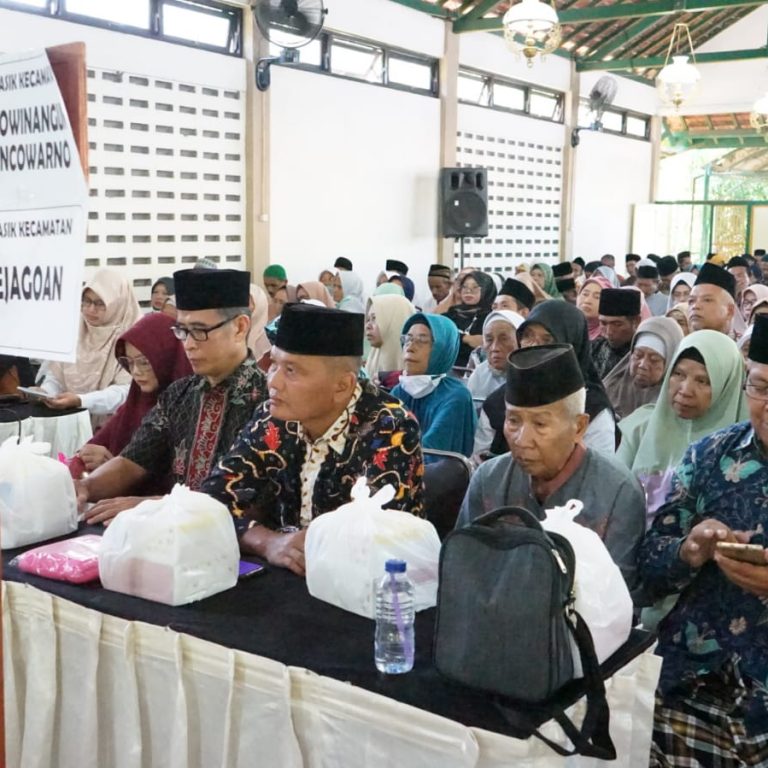 Jelang Keberangkatan, Calon Jemaah Haji Kebumen Ikuti Bimbingan Manasik