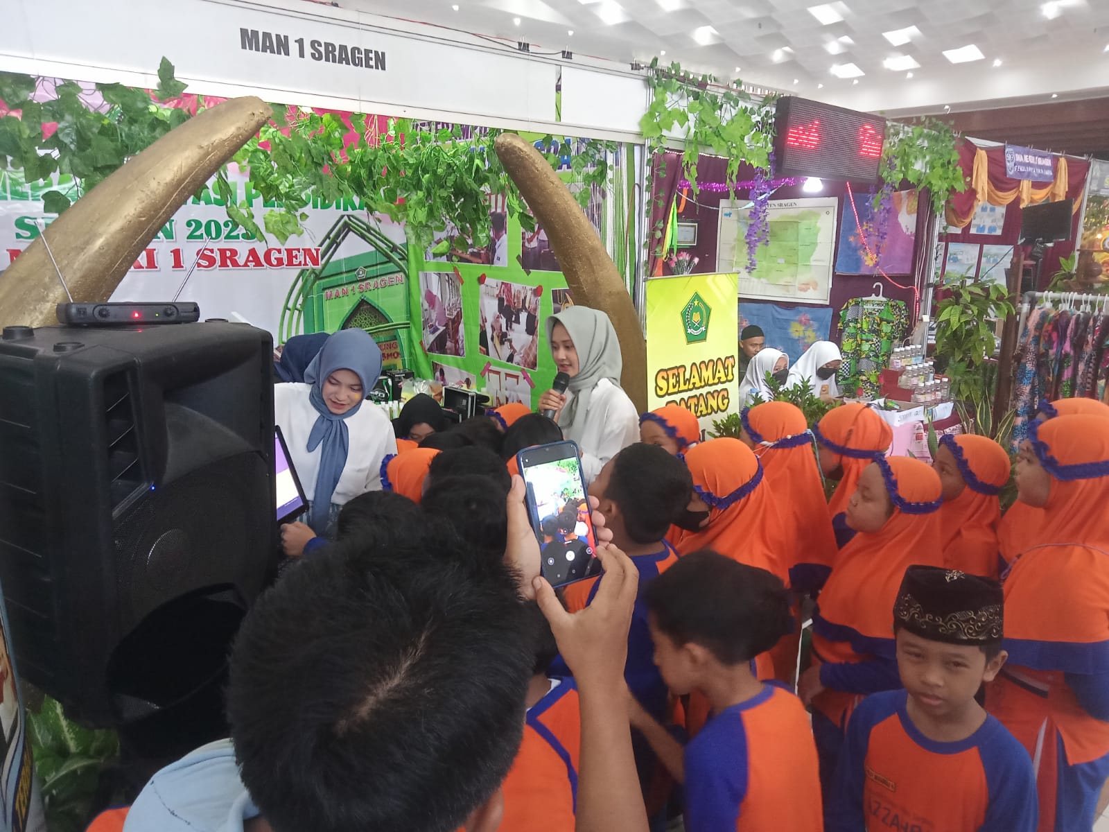 MAN 1 Sragen Banjir Pengunjung dalam Pameran Pendidikan Kabupaten Sragen