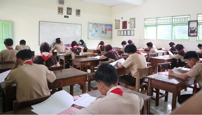 Dengan Mode AMBKP, MTs Ma’arif Mandiraja Gelar Assessment Madrasah Tahun Pelajaran 2022-2023