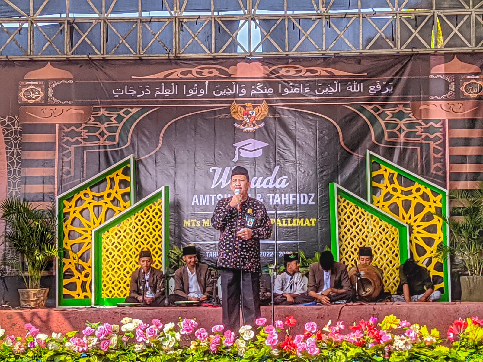 Kakankemenag Apresiasi MTs Mu’alimin Mu’alimat Unggulkan Siswa dengan Program Baca Kitab Kuning