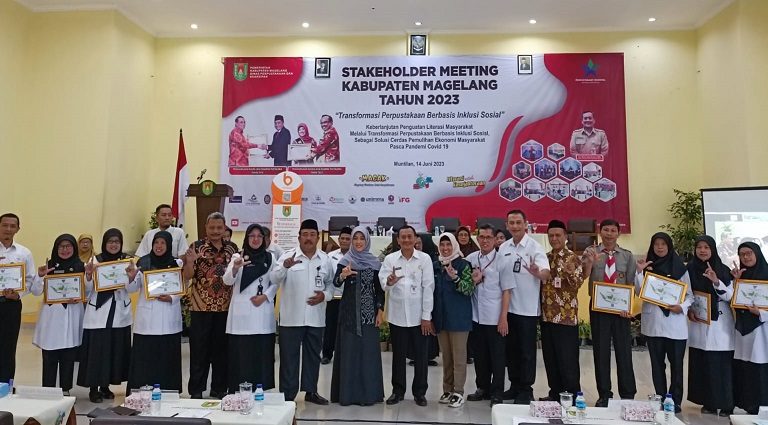 Perpustakaan Baitul Hikmah MTsN 2 Magelang Raih Akreditasi A
