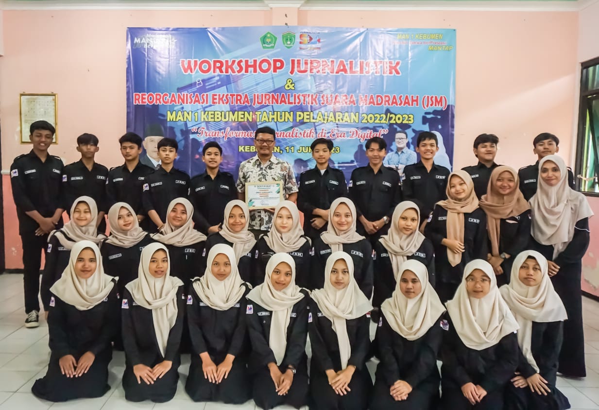 Pelatihan Jurnalistik Bersama PWI dan News Anchor di MAN 1 Kebumen