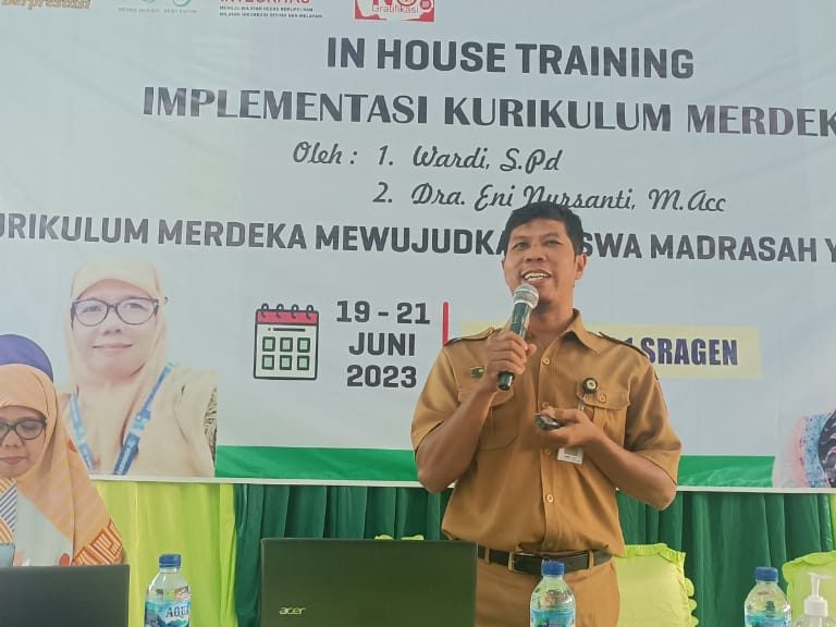 Sambut Tahun Pelajaran Baru, MAN 1 Sragen Gelar In House Training (IHT) Implementasi Kurikulum Merdeka