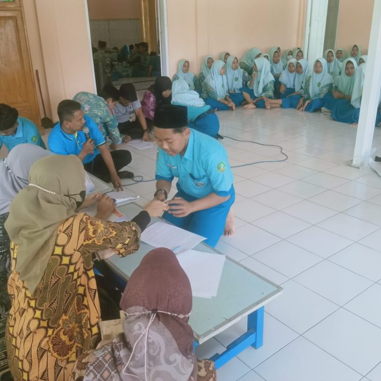 Siswa MTsN 2 Rembang Terima Bantuan PIP Tahap I Tahun 2023