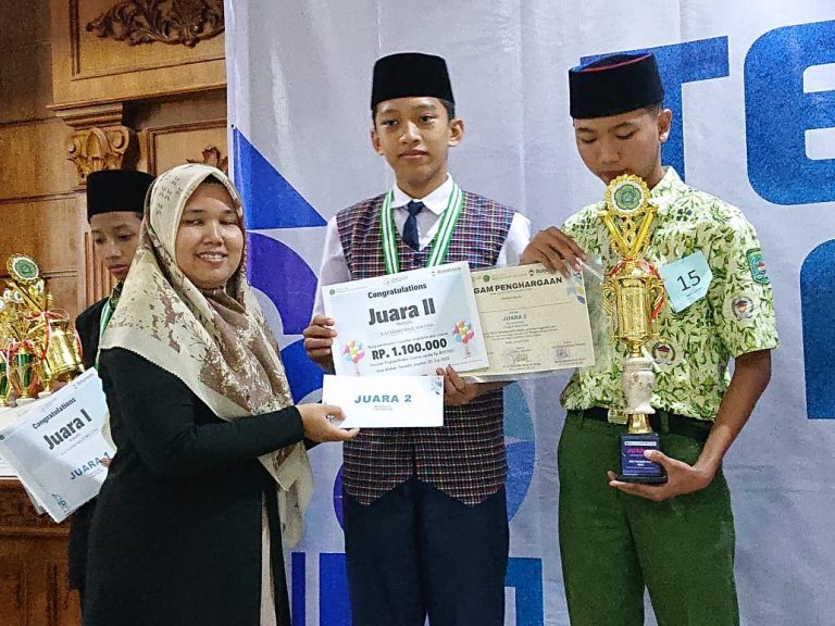 Tim Robotik MTsN 1 Pati Raih Dua Penghargaan Tingkat Nasional