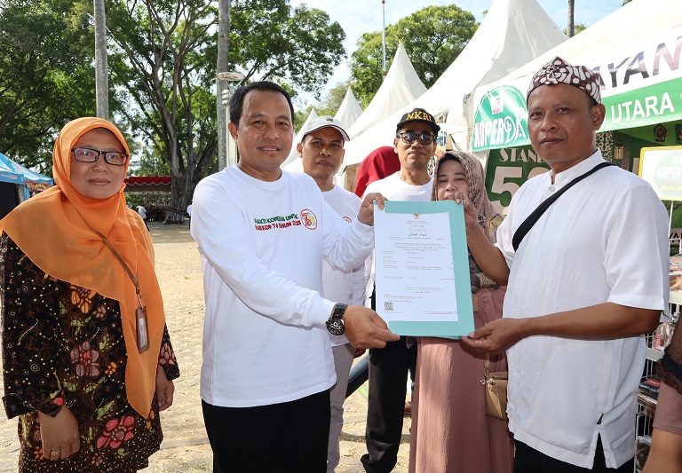 Produk Mitra KPRI Koperda Terima Sertifikat Halal