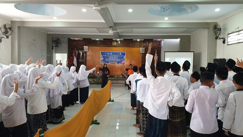 Santri Bahrul Ulum ikuti kegiatan Sosialisasi Stop Bullying, KBG OCSEA, dan Kesehatan Mental Remaja