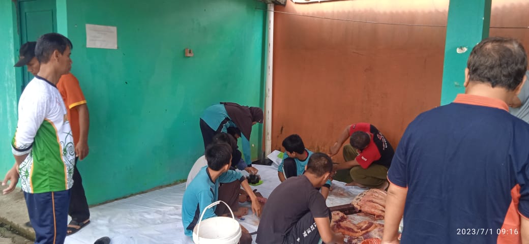 Idul Adha, MAN 4 Kebumen Kurban Sapi dan Kambing