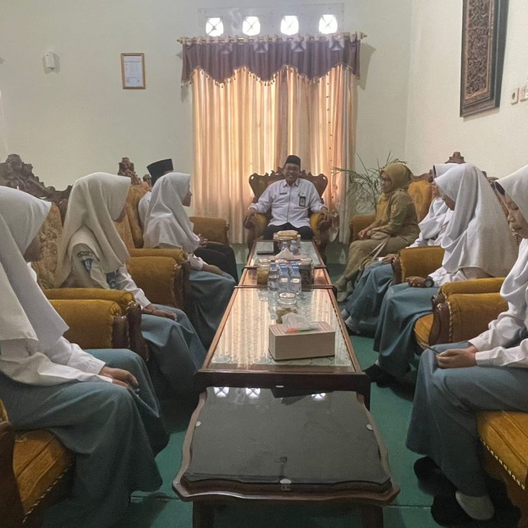 Kemenag Kebumen Terima 6 Siswa PKL SMKN 1 Kebumen