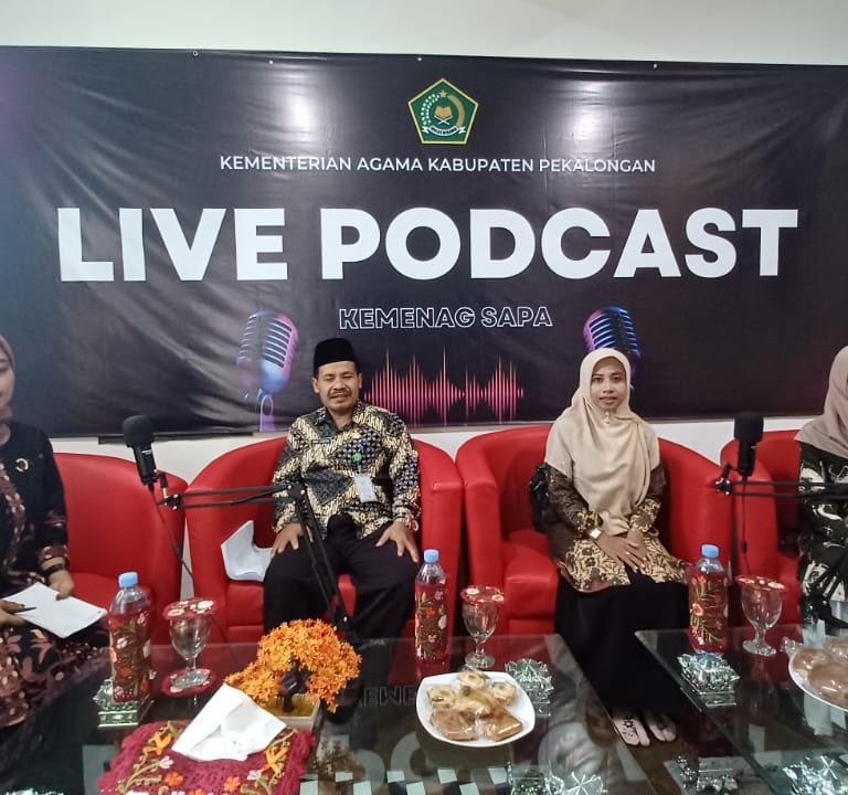 Gelar Podcast Sertifikasi Halal Gratis, Kepala Kemenag Imam Tobroni Targetkan 10.000 Sertifikasi