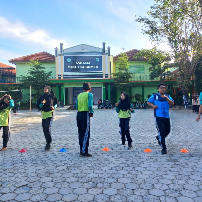 Wujudkan Program Madrasah Sehat, MAN 1 Kebumen Adakan Tes Kebugaran