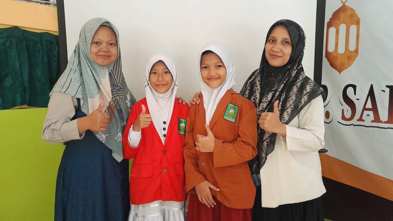 Dua Siswi MI Al Fatah Parakancanggah Ikuti Lomba Madrasah Fest Tingkat Provinsi Jawa Tengah  Bidang MHQ (Memorizing Holy Qur’an )