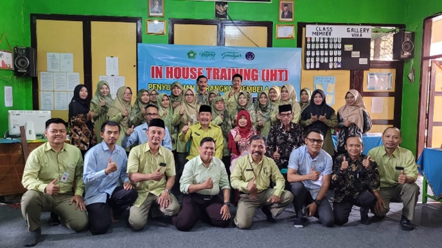 Masuki Tahun Ke-2 Penerapan Kurikulum Merdeka, MTsN 3 Banjarnegara Gelar In House Training Penyusunan Perangkat Pembelajaran