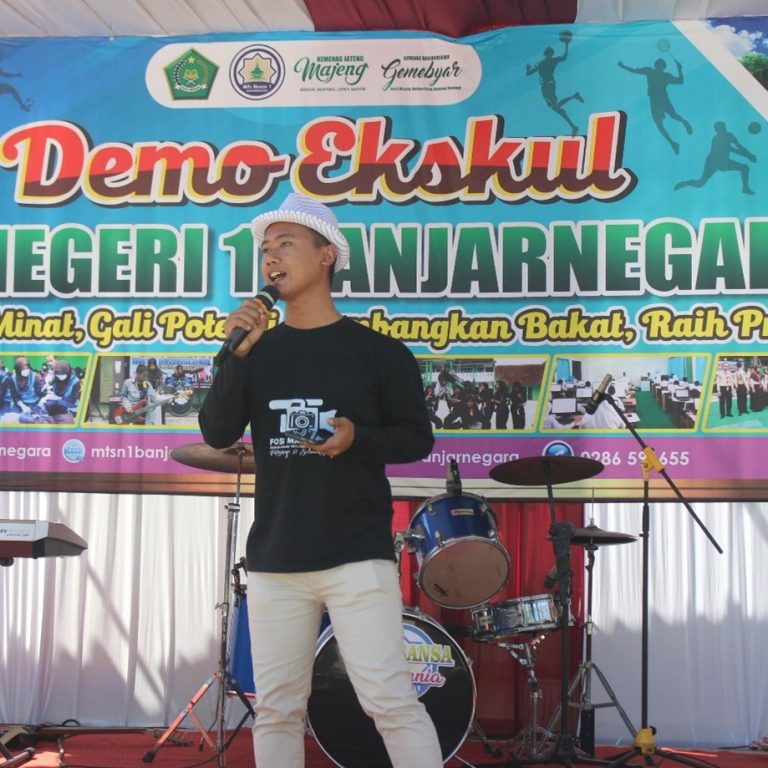 Kenalkan Ekstra Fotografi, Fitriyanto: DARI MATA, UNTUK LENSA, MENUJU DUNIA”