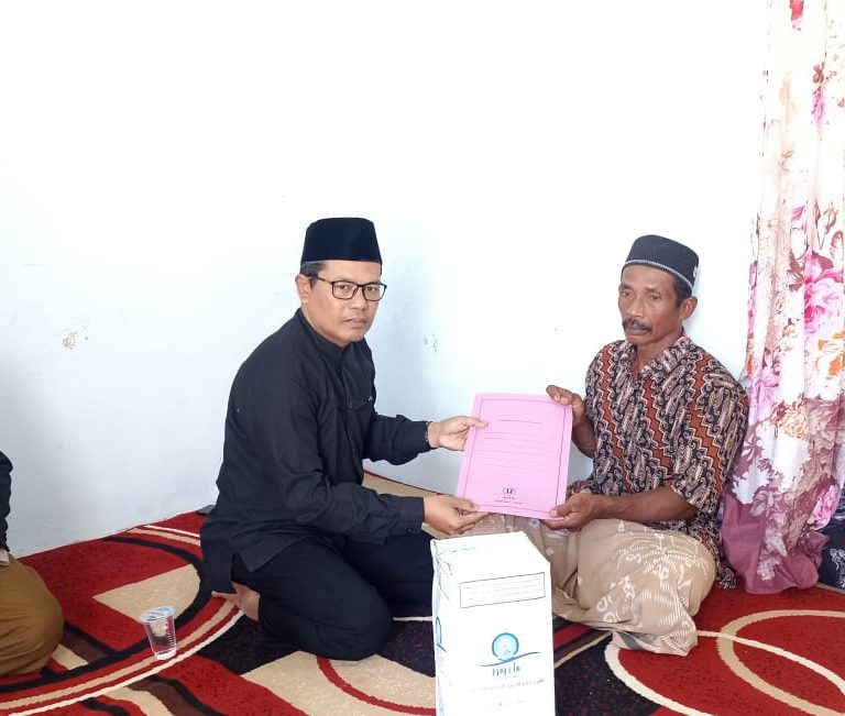 Kemenag Rembang Bertakziah ke keluarga Warsiti, Sarang