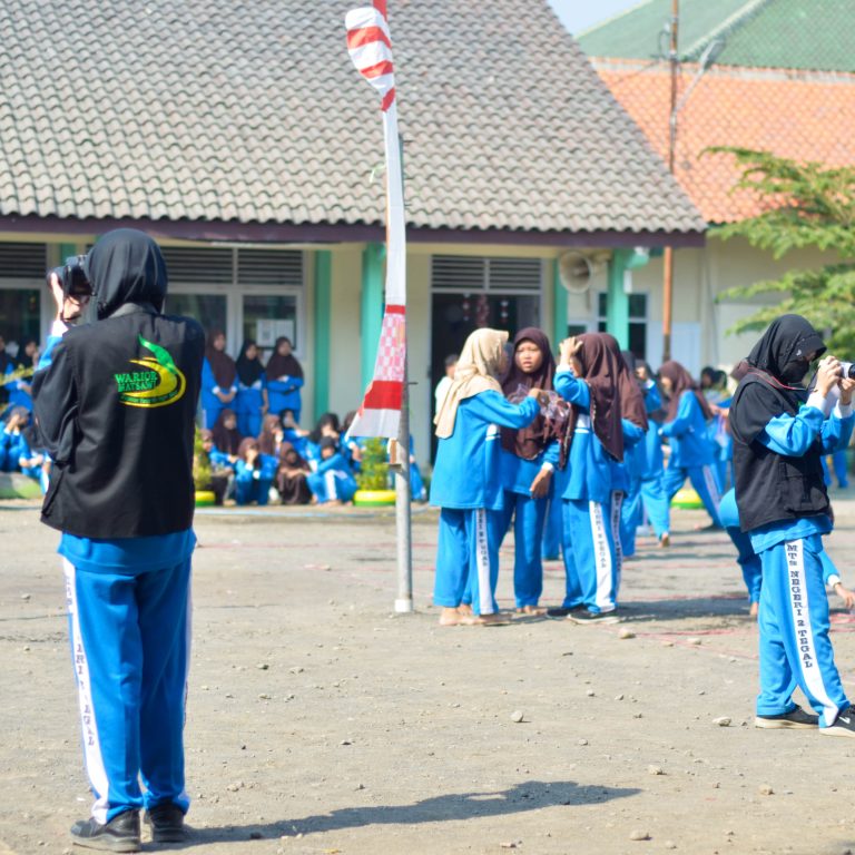 8 Warior Liput Lomba HUT ke-78 RI di MTsN 2 Tegal