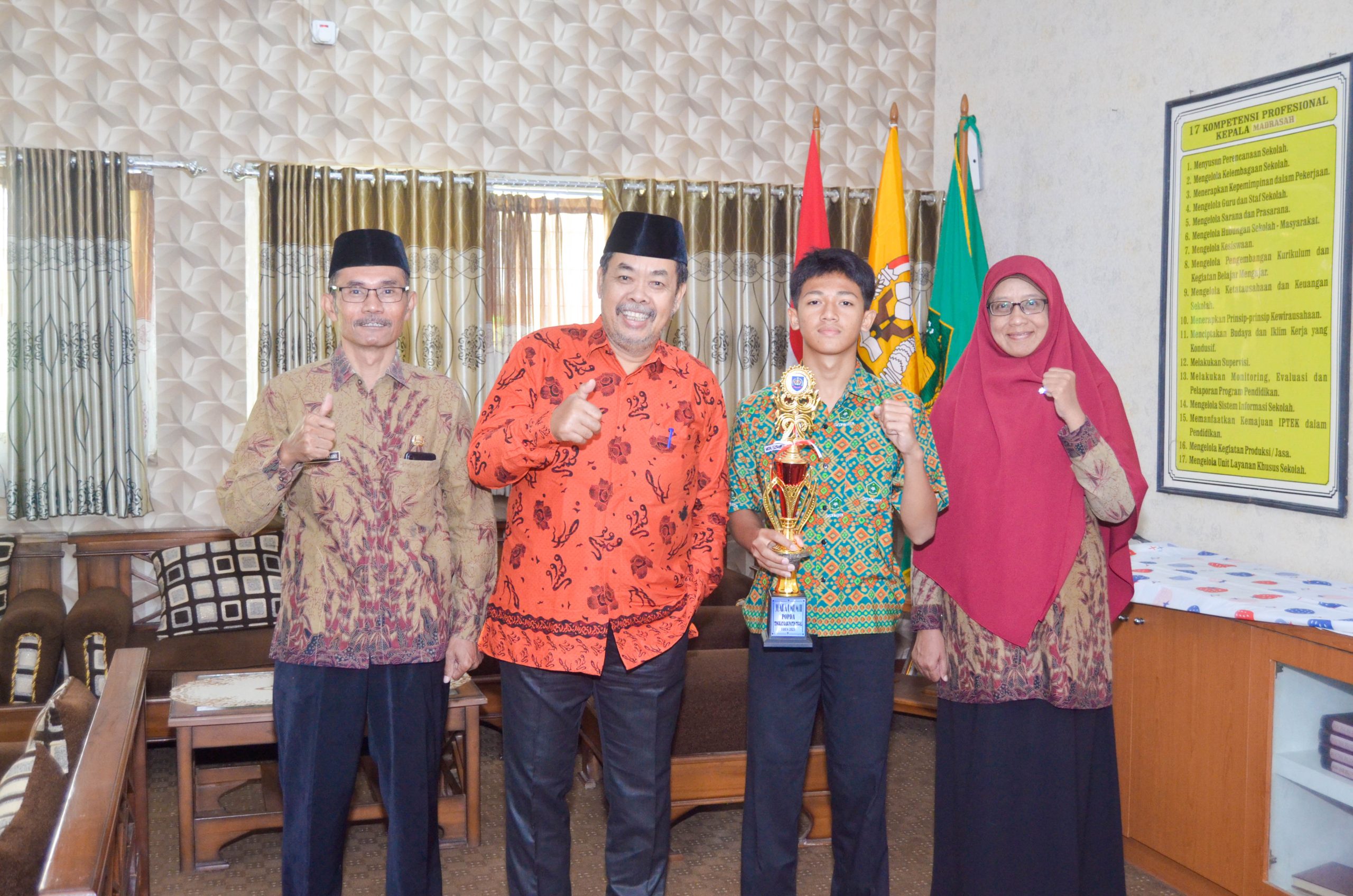 Raih Juara Umum Kedua di PODA 2023, Jadi Kado Manis Kontingen MTsN 2 Tegal