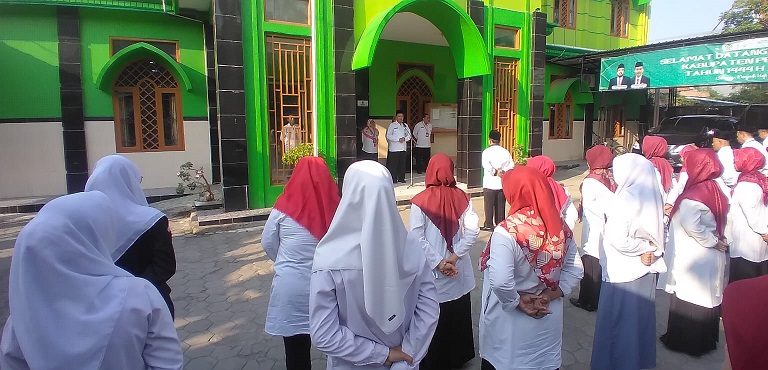 Bekerja Benar, Benar Bekerja