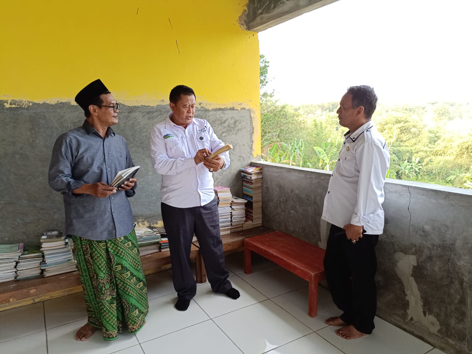 Tingkatkan Khasanah Keilmuan , Melalui Perpustakaan Masjid