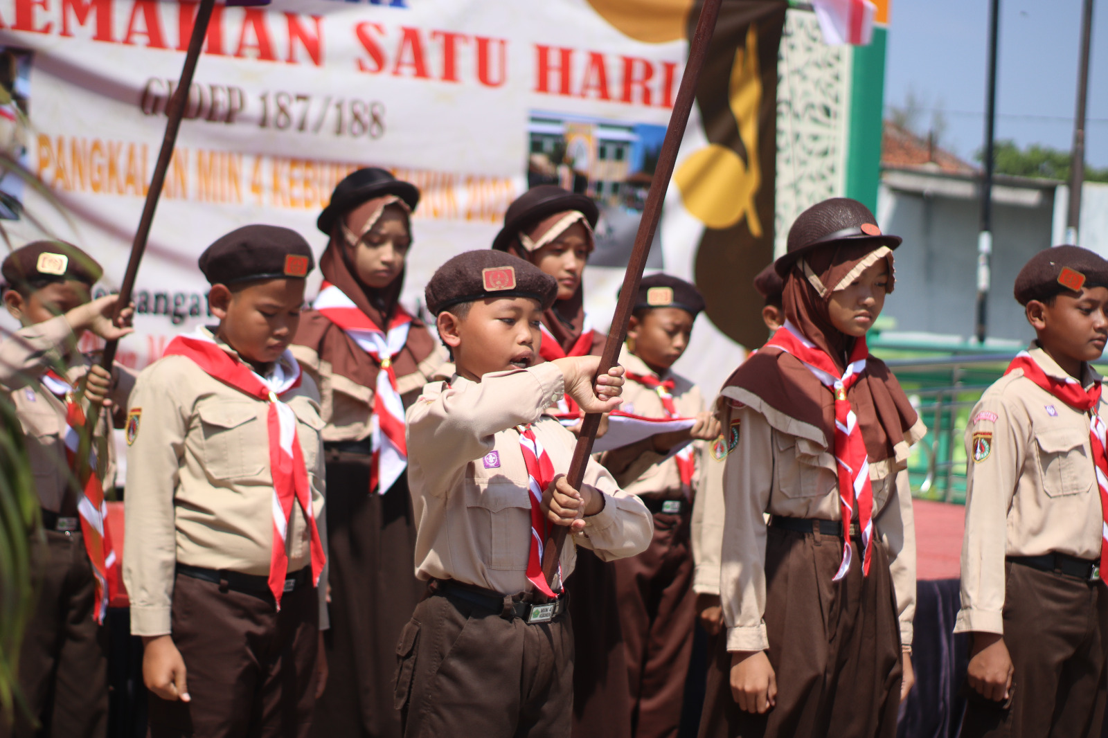 Memperingati Hari Pramuka Tahun 2023 MIN 4 Kebumen Gelar Persari