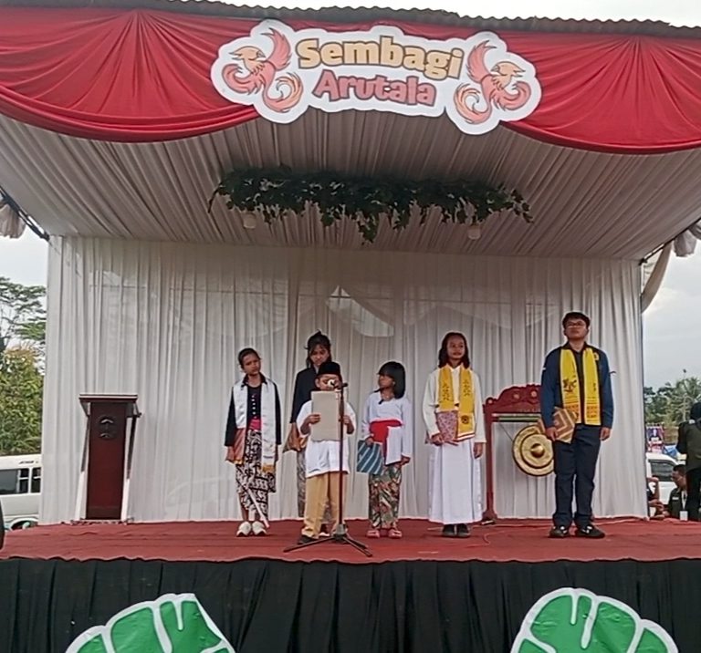 Enam Anak Bacakan Doa Lintas Agama