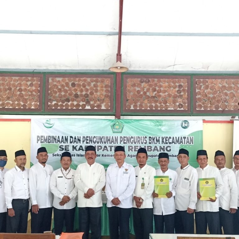 Kukuhkan Pengurus BKM Kecamatan se-Kabupaten Rembang, Kakankemenag Sampaikan Sejumlah Pesan