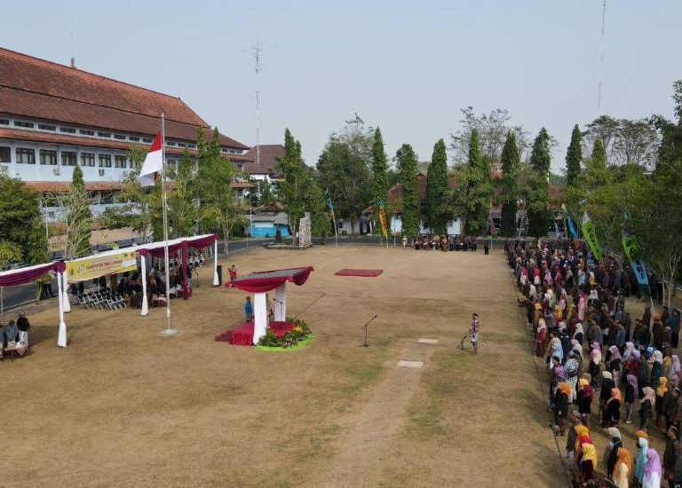 Pimpin Apel Peringatan Hari Jadi, Bupati Pekalongan Sampaikan Capaian Prestasi
