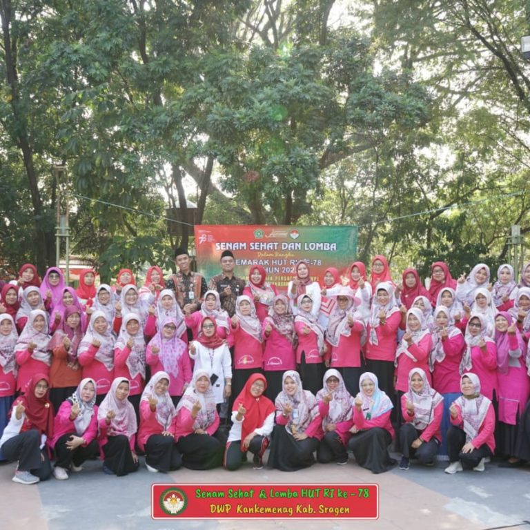 Semarakkan HUT RI Ke 78, DWP Kankemenag Sragen Adakan Lomba