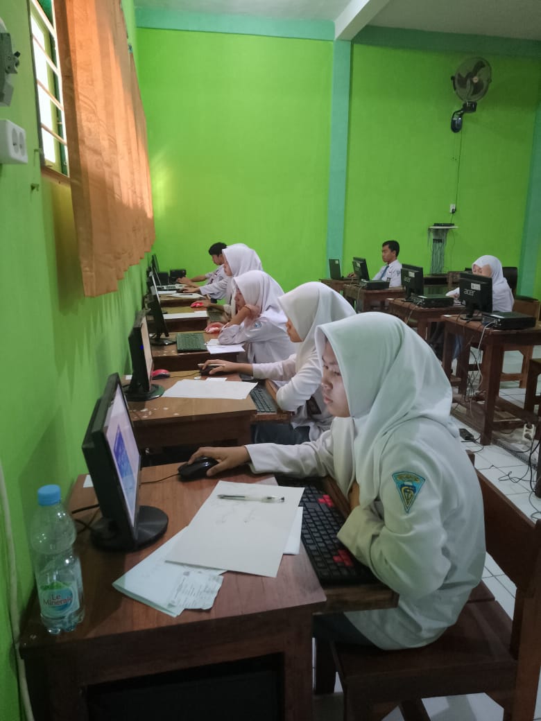 MAN 1 Rembang Sukses Gelar ANBK 2023