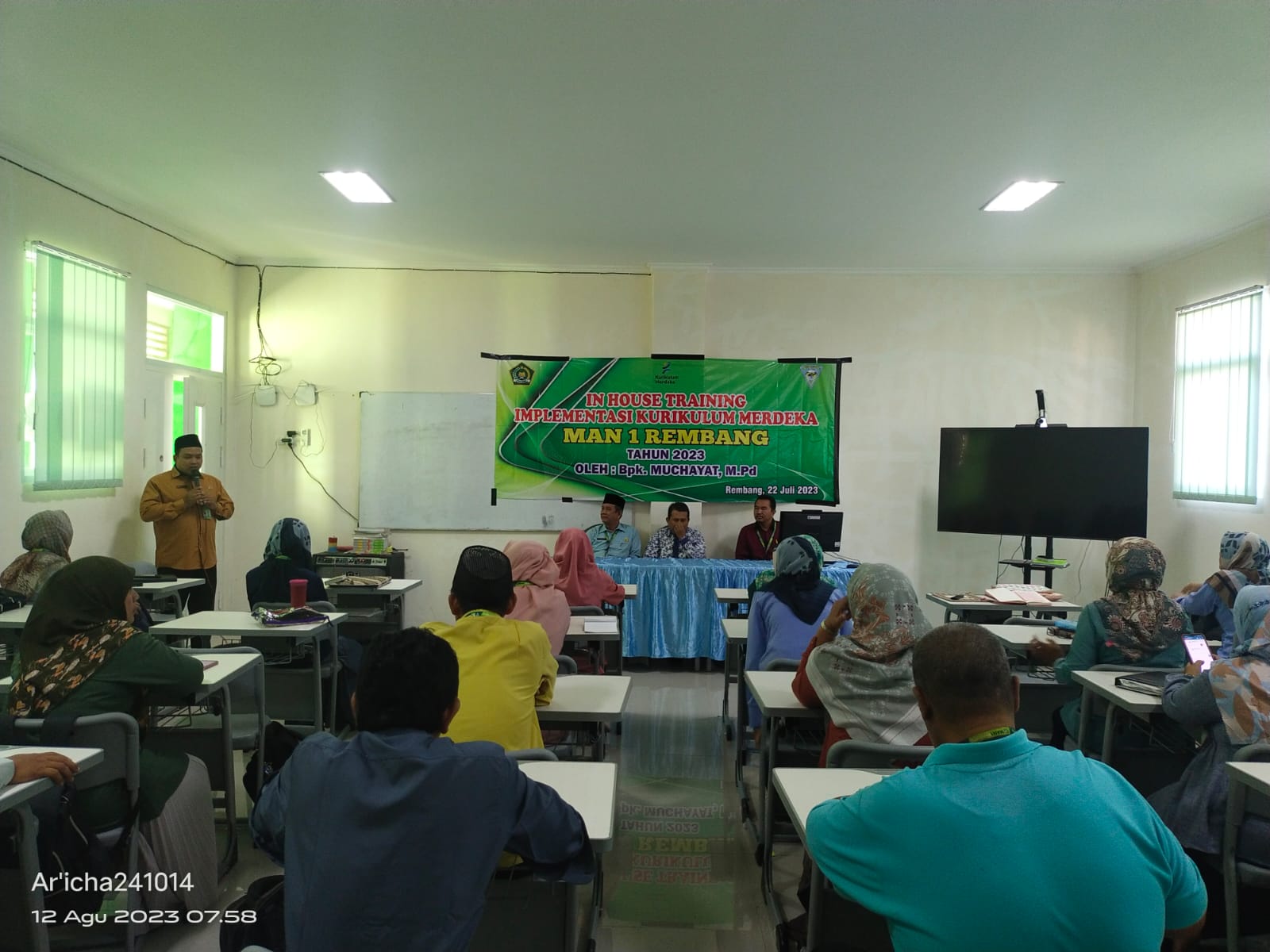 Mantapkan IKM, MAN 1 Rembang Gelar IHT IKM