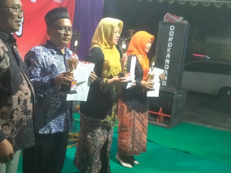 MTsN 1 Rembang Sabet Juara 1 Karnaval Tingkat SMP/MTs Kecamatan Lasem