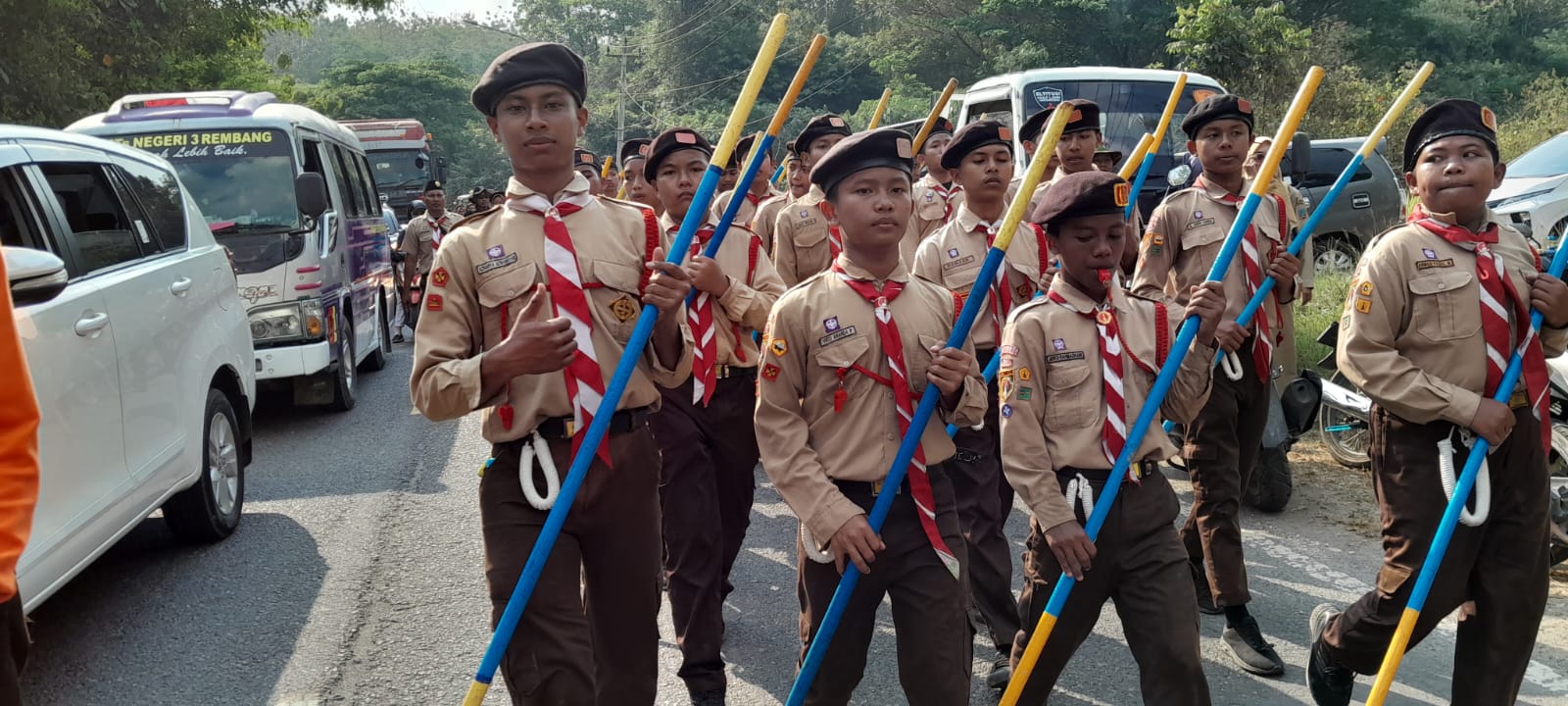 Pramuka MTsN 1 Rembang Turut Sukseskan Estafet Tunas Kelapa