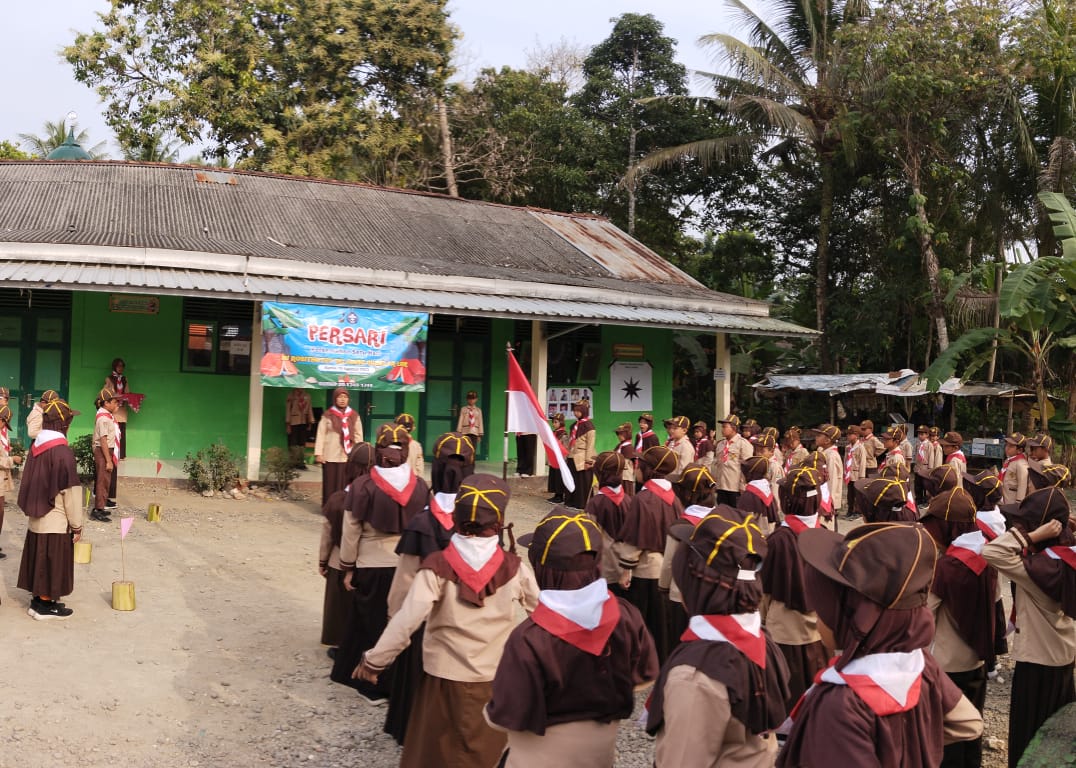 Tingkatkan Kepedulian  Siswa Melalui Kegiatan PERSARI