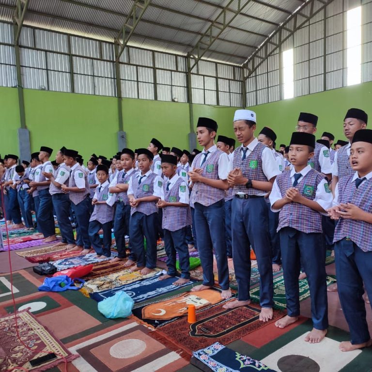 MTsN 1 Pati, Penuh Ilmu Bermanfaat
