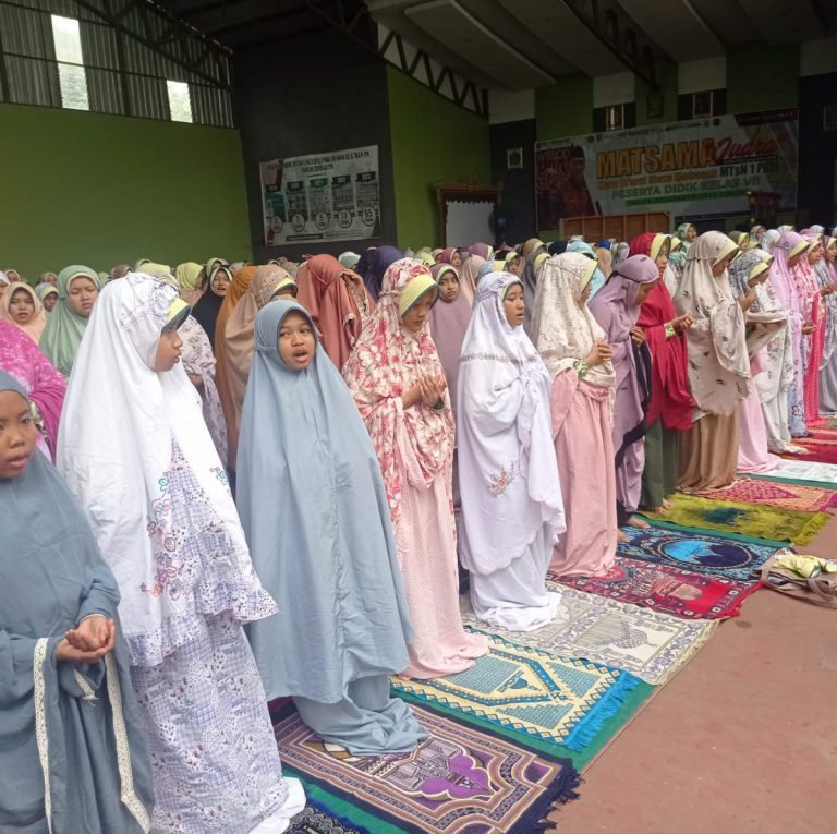 Perkuat Iman dan Islam Warga MTsN 1 Pati