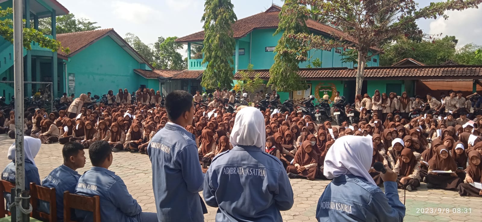 Tiga Paslon Pengurus OSIS MAN 4 Kebumen Angkatan ke-39 Adu Argumen dan Visi-Misi