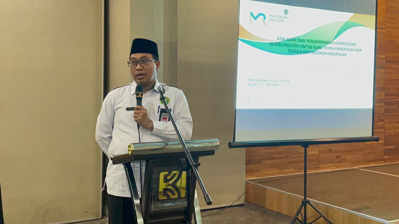 Kakankemenag Kebumen Minta Guru Bahasa Inggris di Lingkungannya Mampu Merespon dan Menghadapi Tantangan Era Disrupsi