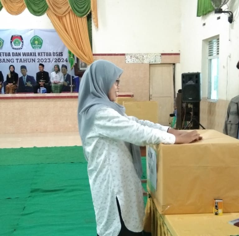 MAN 2 Rembang Punya Gawe, Gelar Pemilu OSIS