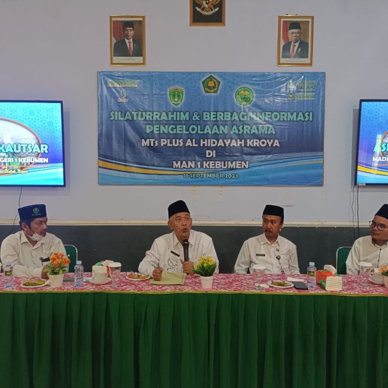 Belajar Mengelola Asrama, MTs Plus Al Hidayah Kroya Kunjungi Asrama Al Kautsar