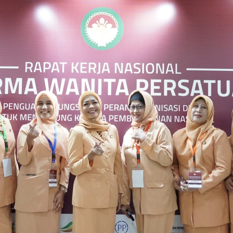 Hadiri Rakernas DWP, Eny Yaqut Sampaikan Peran Perempuan dalam Pembangunan Nasional