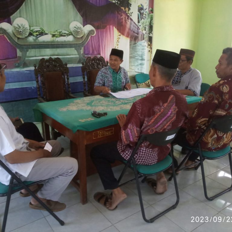Pelaksanaan Ikrar Wakaf Masjid Kurtosari Doro